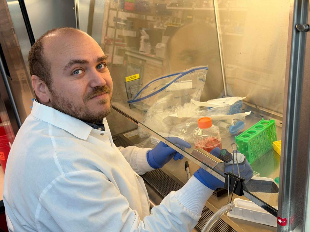 Dr. Sacha Lebon