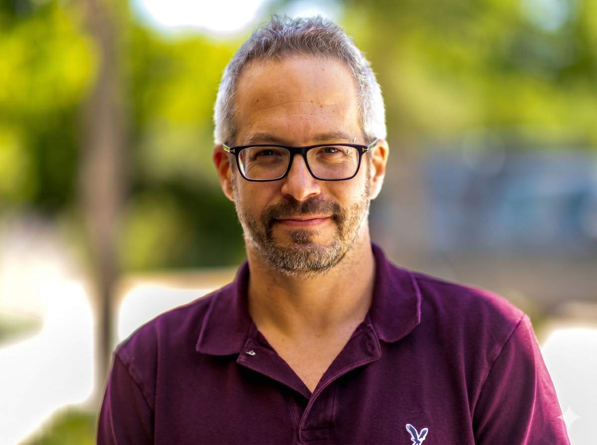 Dr. Matan Hofree