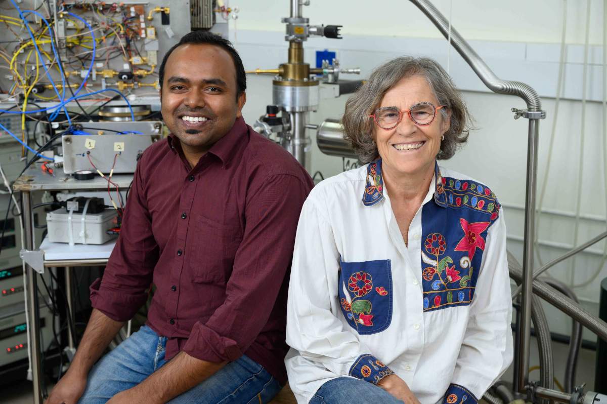 Dr. Manas Seal (g) et Prof.Daniella Goldfarb (d)
