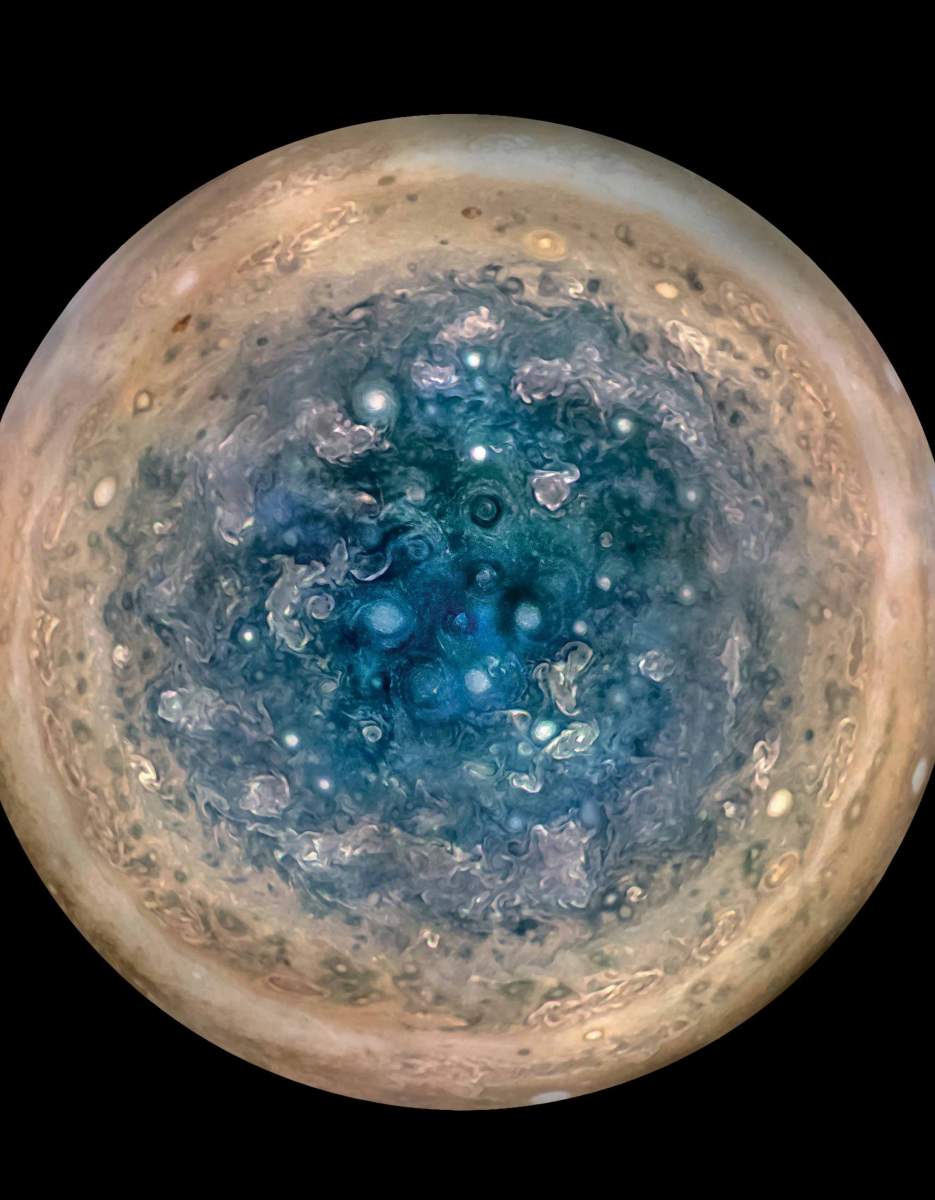 Le pôle sud de Jupiter vu par la sonde Juno de la NASA lors d'un passage rapproché. Photo gracieusement fournie par la NASA.
