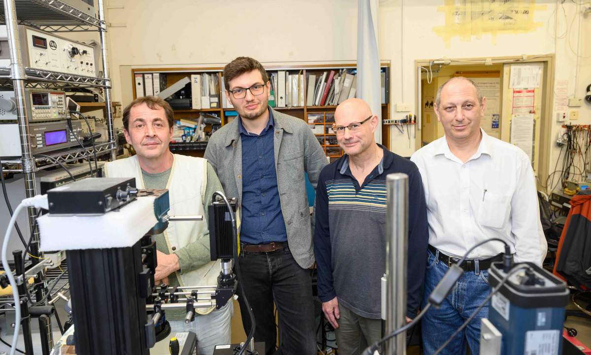 (de gauche à droite) Sergey Khodorov, Maxim Varenik, David Ehre et Prof. Igor Lubomirsky. 
