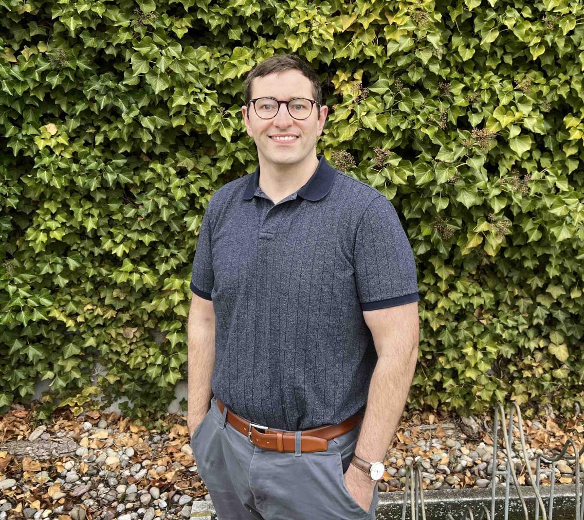 Dr Remi Casier