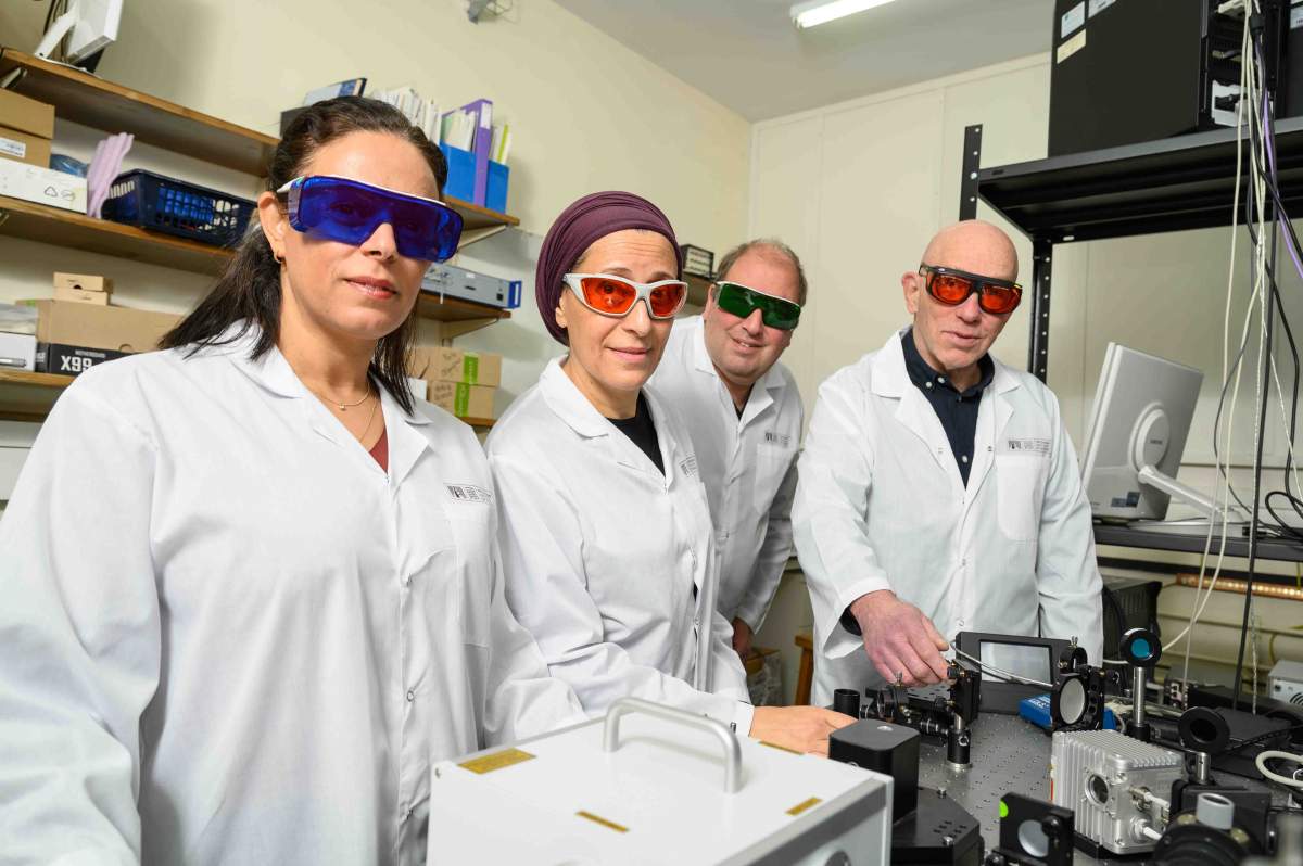 (l-r) Dr. Dorit Levy, Dr. Inbal Riven, Dr. Yoav Barak and Prof. Gilad Haran